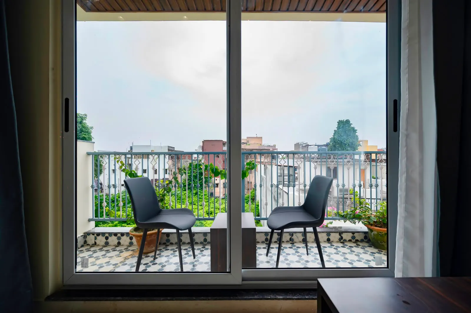 Balcony rooms