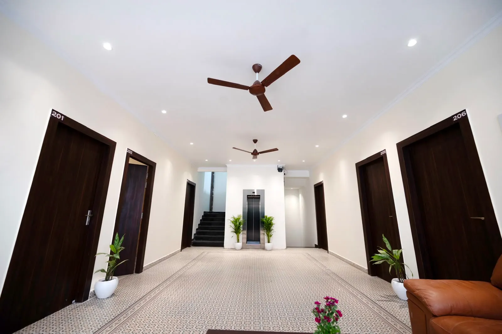 Lounge & common areas